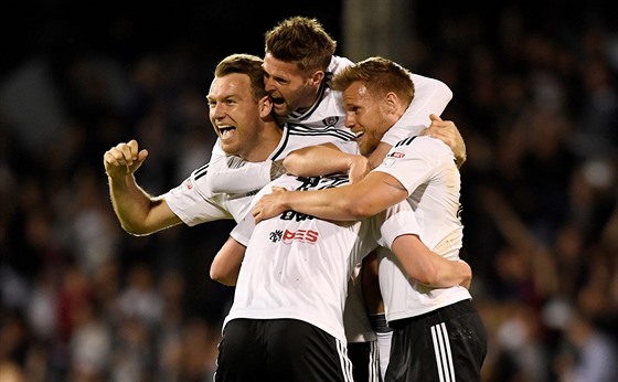 Fotbalisté Fulhamu se radují, v prvním kole baráe o anglickou ligu vyadili...