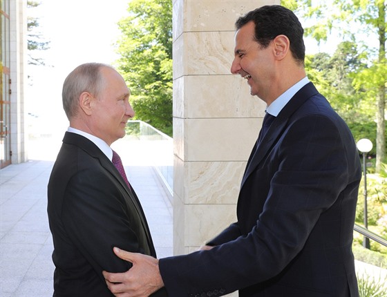 Syrský prezident Asad se setkal v Soi se svým ruským protjkem Putinem. (17....