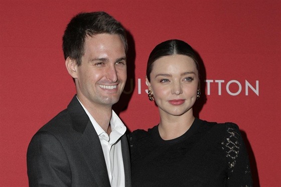 Evan Spiegel a Miranda Kerrová (Los Angeles, 8. února 2018)