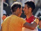 RIVALOVÉ. V 51. stetnutí Rafaela Nadala (vlevo) a Novaka Djokovie uspl...
