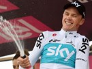 Chris Froome slaví vítzství ve trnácté etap cyklistického závodu Gira...