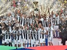 Fotbalisté Juventusu slaví titul v italské lize.