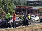 V Evropsk� ulici v Praze se srazilo p�t aut