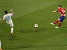 Kapitán Atlétika Madrid Gabi stílí tetí gól ve finále Evropské ligy proti...
