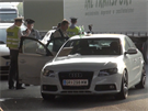 etí policisté vypátrali dv z pti aut, která byla ukradena v Rakousku