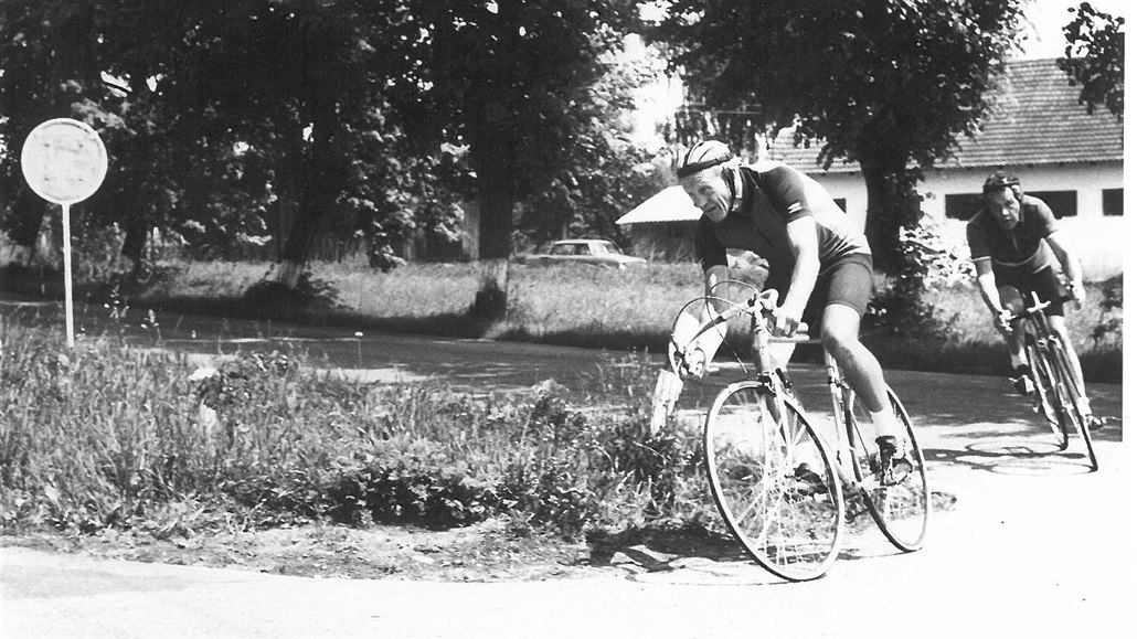 Christian Battaglia vpředu na závodě v Soběslavi v roce 1986