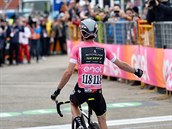 Simon Yates zvld devtou etapu zvodu Giro dItalia nejrychleji.
