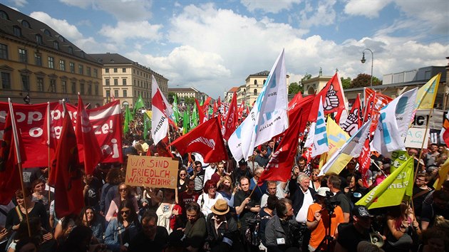 Destky tisc lid protestovaly v Mnichov proti novmu bavorskmu zkonu o policii (10.5.2018)