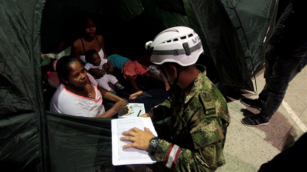 Kvůli hrozbě protržení hráze na řece Cauca evakuovaly kolumbijské úřady ze severozápadu země přes 9 tisíc lidí (17.5.2018)
