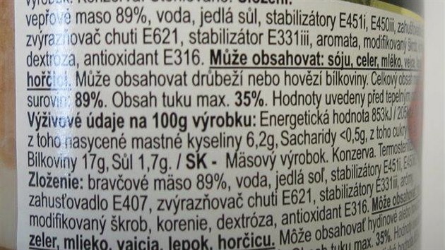 �izen� vep�ov� konzervy v �et�zci Kaufland.