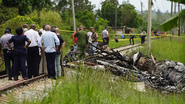 V kubnsk Havan se krtce po startu z letit Josho Martho ztil letoun Boeing 737. (18. kvtna 2018)