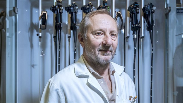 Julius �pi��k, gastroenterolog a p�ednosta Kliniky hepatogastroenterologie pra�sk�ho IKEM