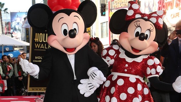 Mickey Mouse i jeho mil Minnie maj sv hvzdy na chodnku slvy v Hollywoodu.