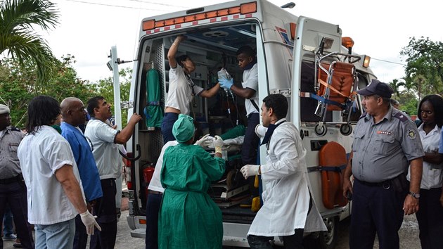 Pi leteck havrii na Kub zahynulo 107 lid. Ti dal jsou v nemocnici (18. kvtna 2018).