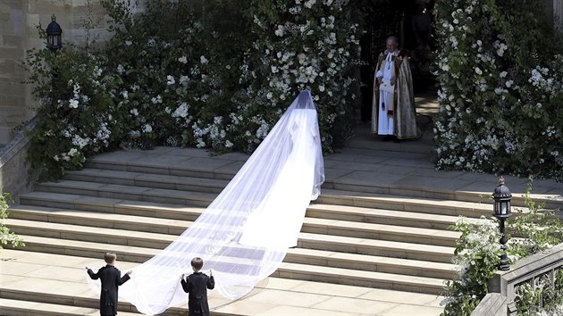 Nev�sta Meghan Markle na hrad� Windsor (19. kv�tna 2018)