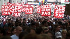 Mnichov. Demonstrace proti novému policejnímu zákonu bavorské vlády (10. května...