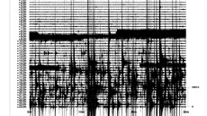 Záznam tvrtení seismické innosti na Chebsku (10. 5. 2018)