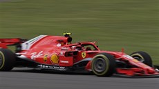 Kimi Räikkönen sviští po okruhu Velké ceny Španělska.