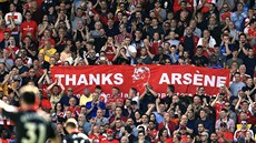 Fanouci Arsenalu se louí s konícím trenérem Arsénem Wengerem.