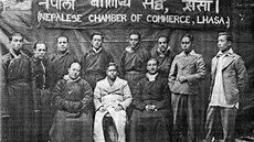 Toto byla horní tída. lenové nepálské obchodní komory v roce 1947