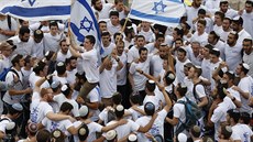 Desítky tisíc Izraelců pochodovaly v rámci oslav Dne Jeruzaléma ulicemi tohoto...