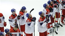 Zklamaní čeští hokejisté po čtvrtfinále s USA.