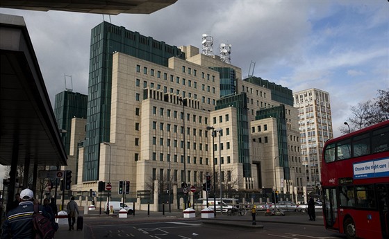 Centrála MI6 v Londýn (5. bezna 2016)