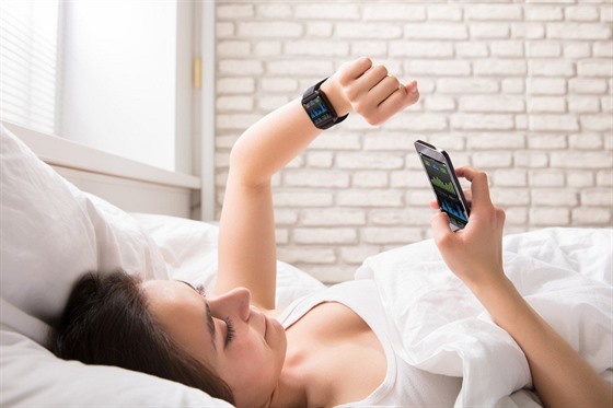Monitoring spánku může přinést zajímavé informace, ale může nás i podvědomě...