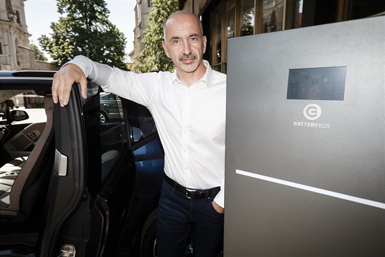 Společnost OIG Power spolu s ČEZ a BMW představila koncept elektromobility...