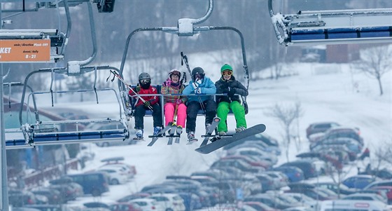 Do Skiareálu Lipno pijelo v zimní sezon 180 tisíc lya.