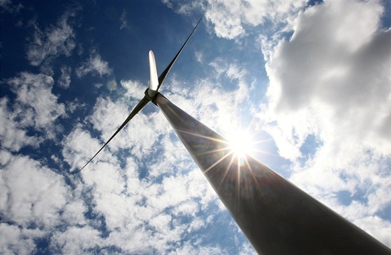 Elektřinu by mohly Chebu v budoucnu dodávat vlastní větrné elektrárny. (Ilustrační snímek)