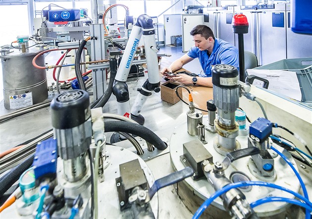 Nmecký koncern Siemens roziuje v nové výrobní hale v Trutnov výrobu...