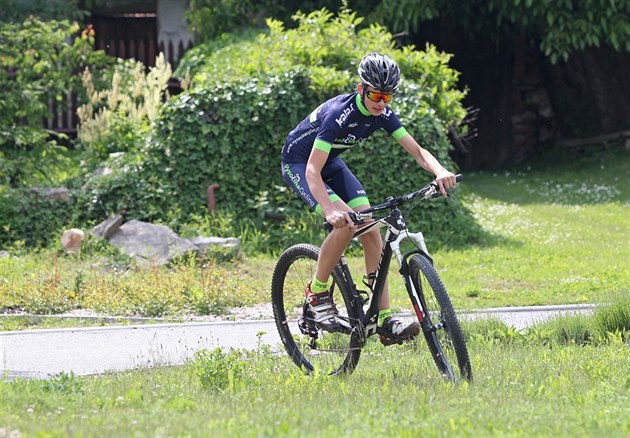 Patnáctiletý talentovaný cyklista Dominik Molák preferuje pedevím horská...