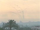 Izraelský protiraketový systém Iron Dome zasahuje