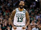 Marcus Morris z Bostonu se raduje bhem souboje s Clevelandem.