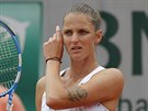 eská tenistka Karolína Plíková bhem prvního kola Roland Garros, v nm...