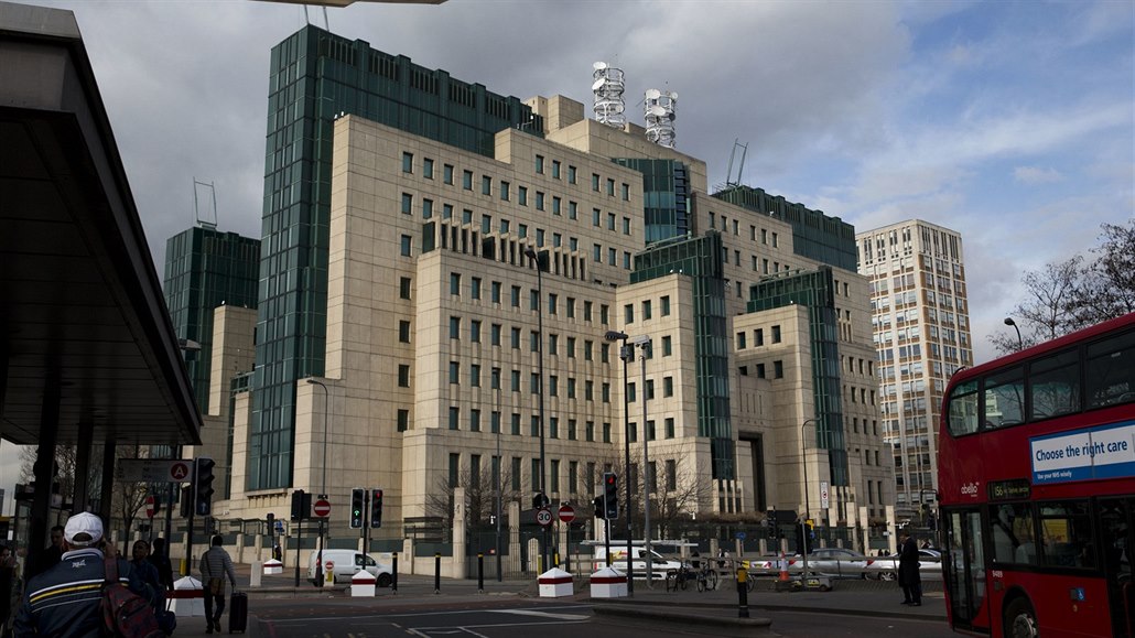 Centrála MI6 v Londýně (5. března 2016)