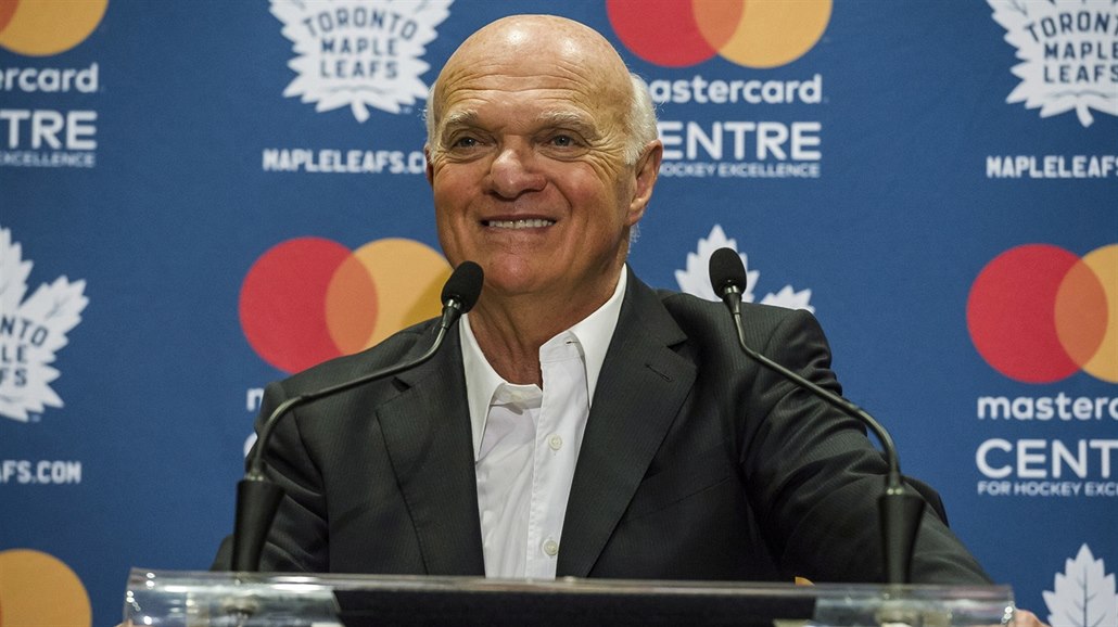Lou Lamoriello končí v Torontu a stává se prezidentem hokejových operací v New...