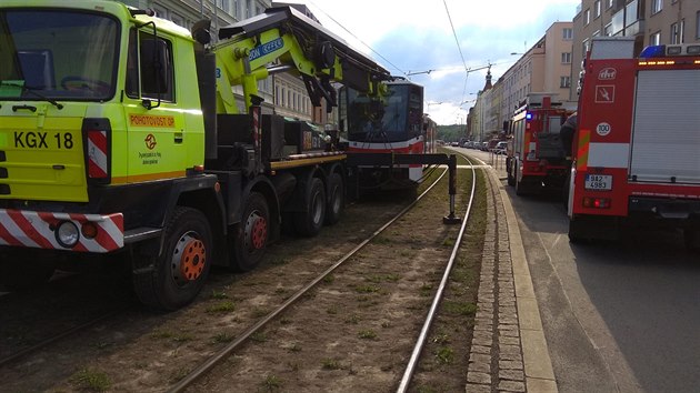 V praskm Bevnov srazila tramvaj chodkyni  (21.5.2018)