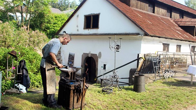 Nejstarší funkční vodní hamr ve střední Evropě v Dobřívě na Rokycansku prochází rekonstrukcí. Kromě jiného dostane i dosud chybějící čtvrté kolo.