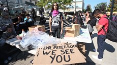 Studentský protest proti Jordanu Petersonovi na torontské univerzit (5. íjna...