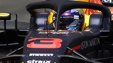 Australan Daniel Ricciardo ze stáje Red Bull v kvalifikaci na Velkou cenu Monaka