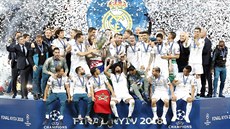 Fotbalisté Realu Madrid slaví tetí výhru v Lize mistr v ad.