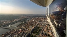 Vyhlídkový let vzducholodi Zeppelin NT nad Prahou.