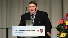 éf Sudetonmeckého krajanského sdruení Bernd Posselt vystoupil v bavorském...