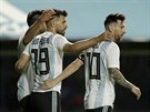 Eduardo Salvio, Sergio Agüero a Lionel Messi (zleva) z Argentiny slaví gól v...