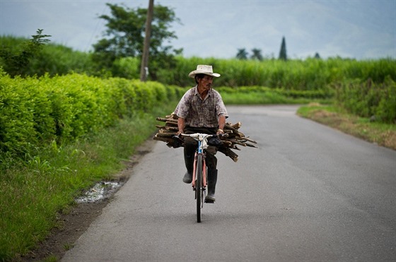 Cyklista v Kolumbii. Ilustrační snímek
