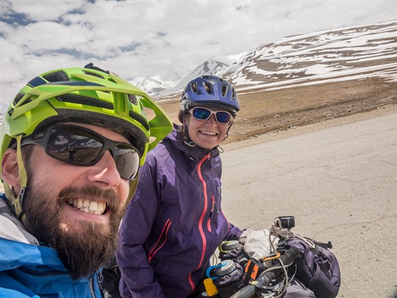 Vysmátí v sedle ve 4290 m nad moem. Pamír, Tádikistán