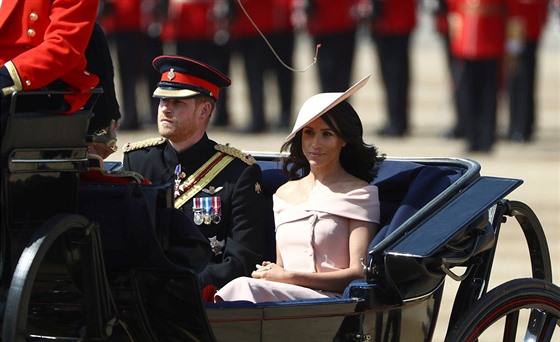 Princ Harry a vévodkyně ze Sussexu Meghan na oslavách Trooping the Colour...