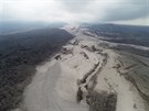 Letecký pohled na okolí sopky Volcáno de Fuego (5. ervna 2018)